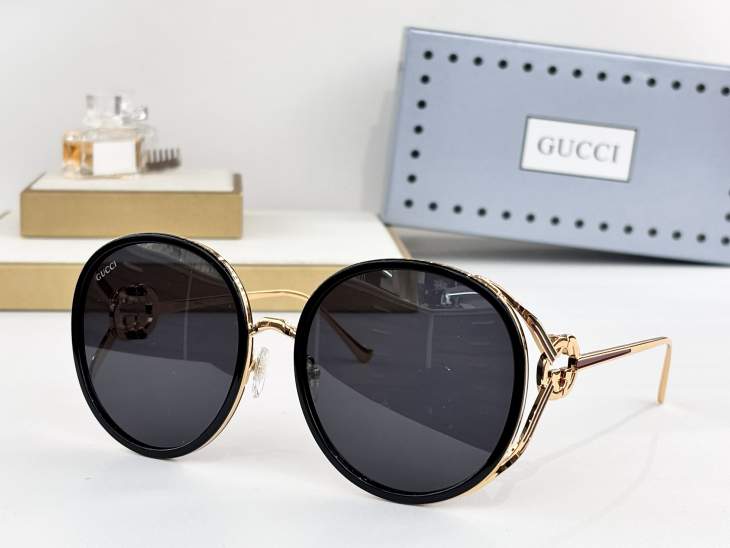 Picture of Gucci Sunglasses _SKUfw79721627fw